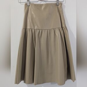 Udel Tan Pleatger Women's Skirt